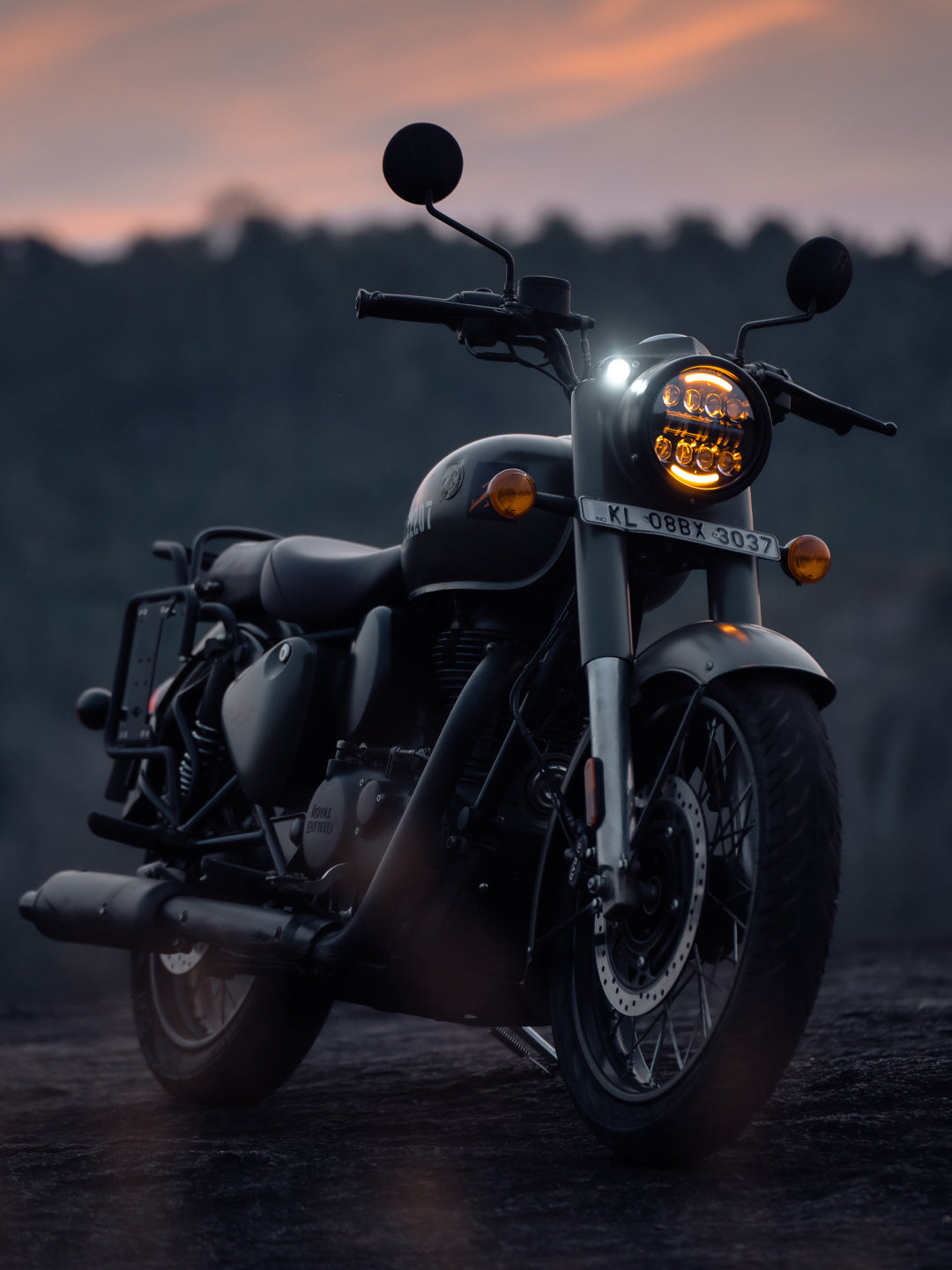 Spitfire Reborn Fire Bolt Moon Top Headlight
