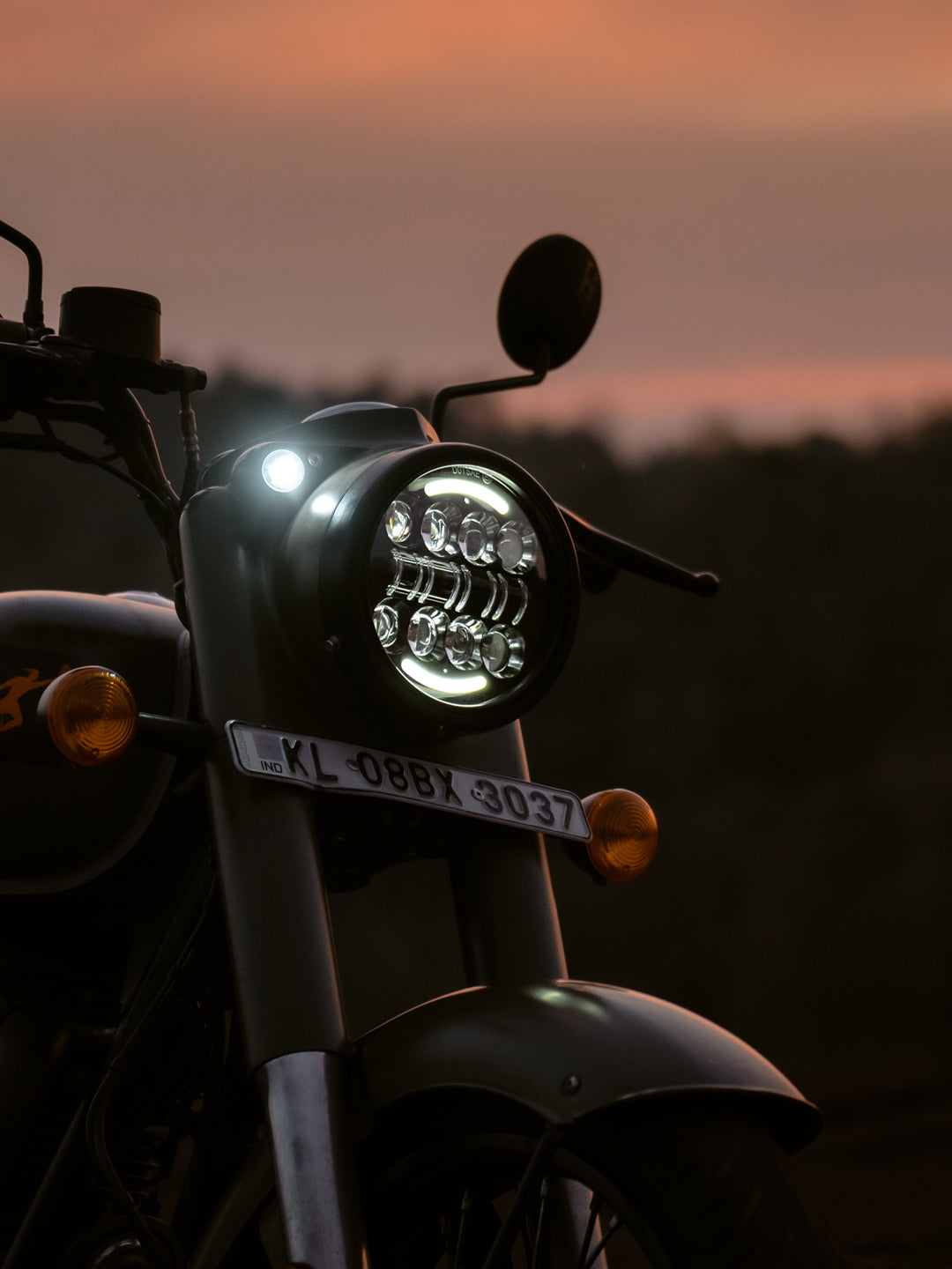 Spitfire Reborn Fire Bolt Moon Top Headlight