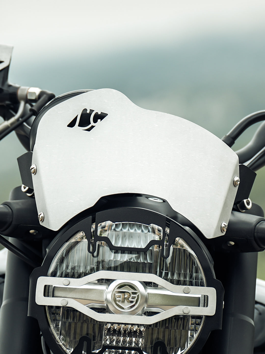 Legundary RE Guerrilla 450 Zephyr Metal Visor