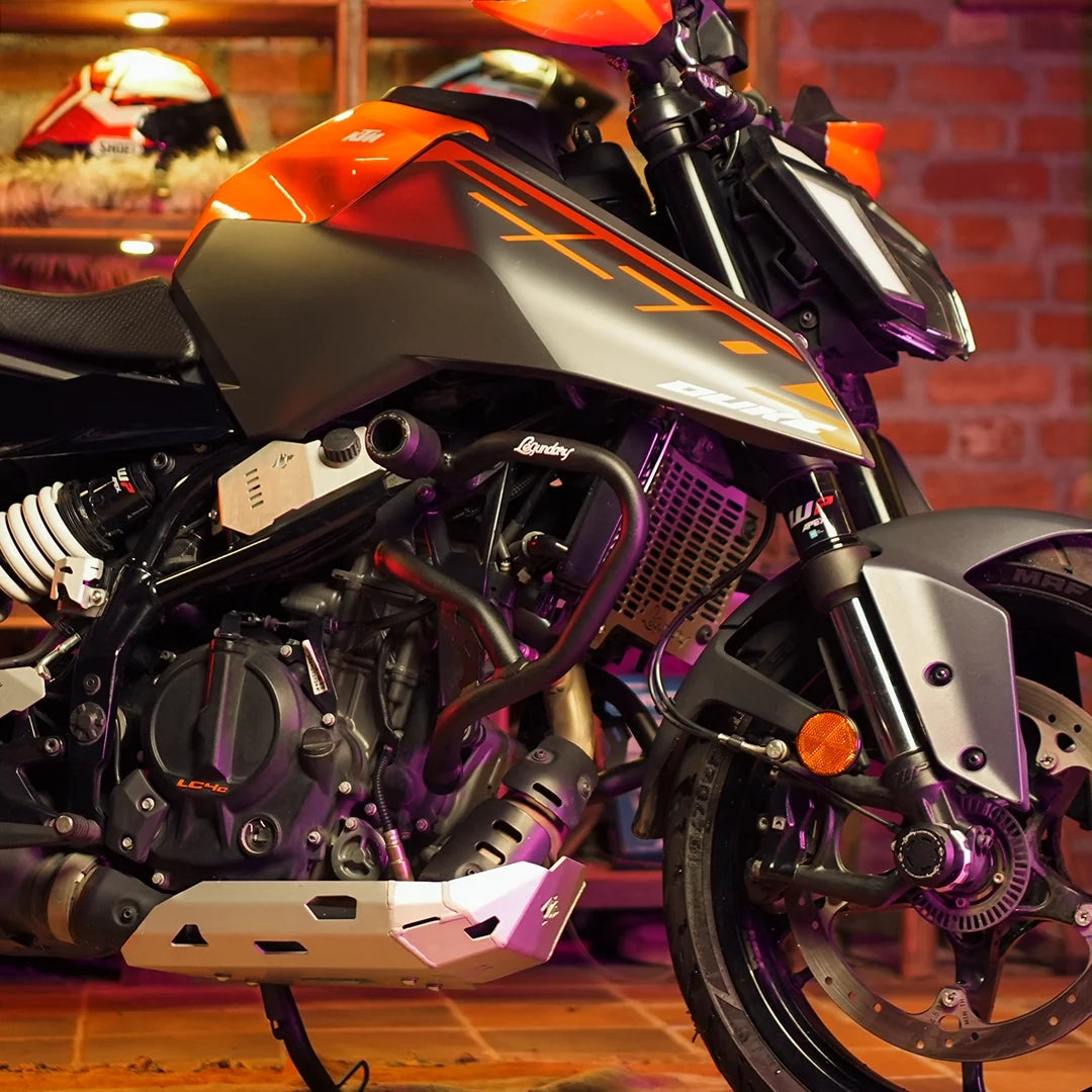 KTM DUKE 390 GEN 3 /250 GEN 3 DEFENDER CRASH GUARD BLACK