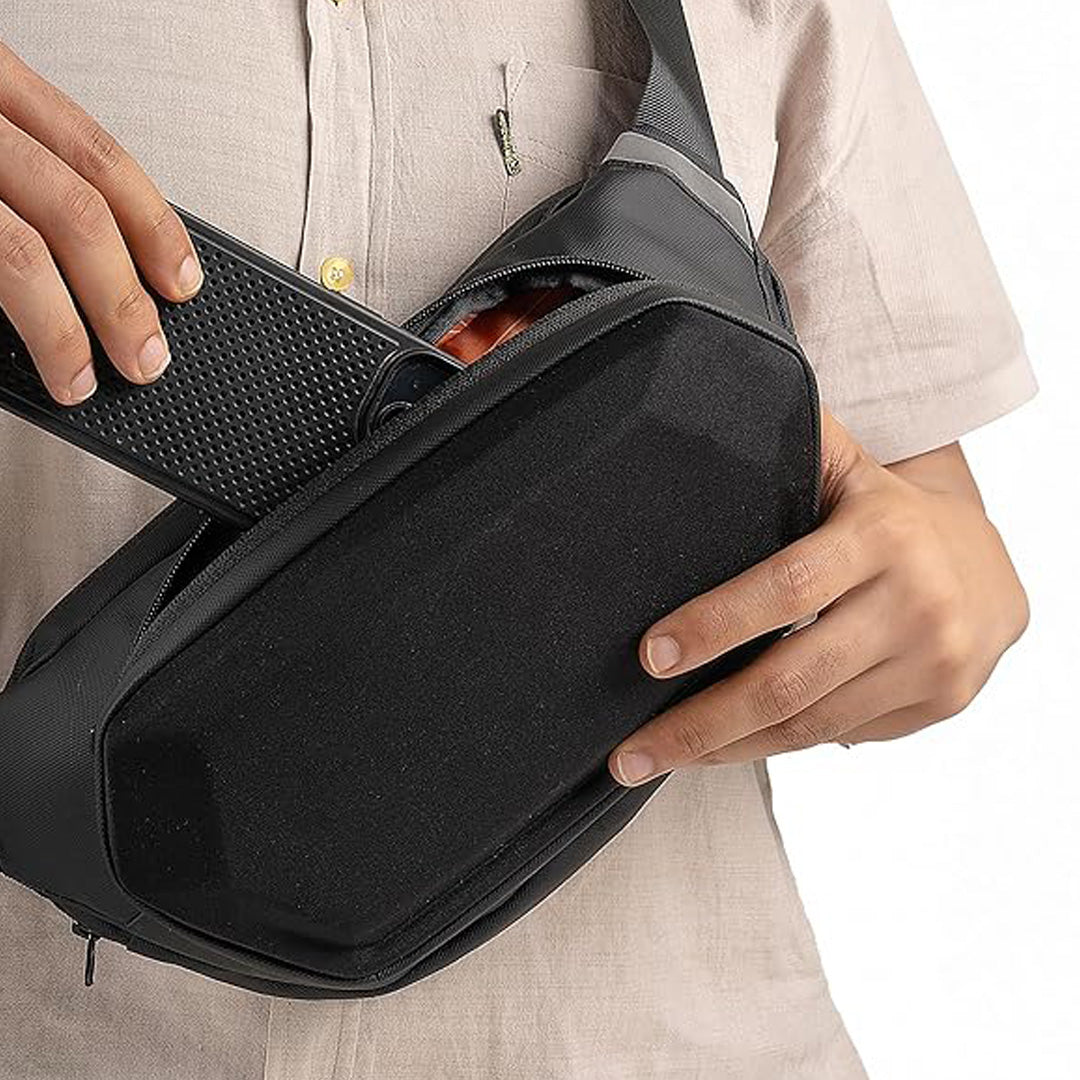 Carbonado Discovery Boulder Sling Bag Black 7L