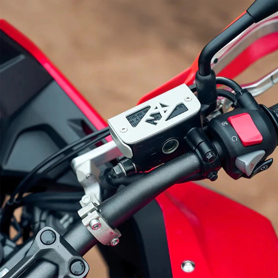 Legundary Honda NX500 Tricorn Front Oil Cap Aluminium