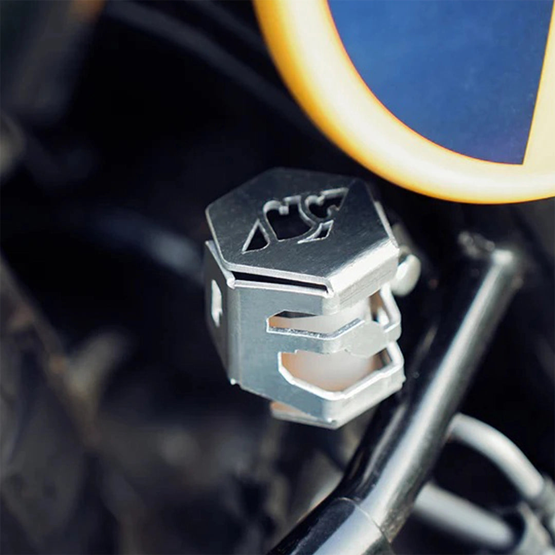 Legundary RE Bear 650 Casque Rear Oil Cap