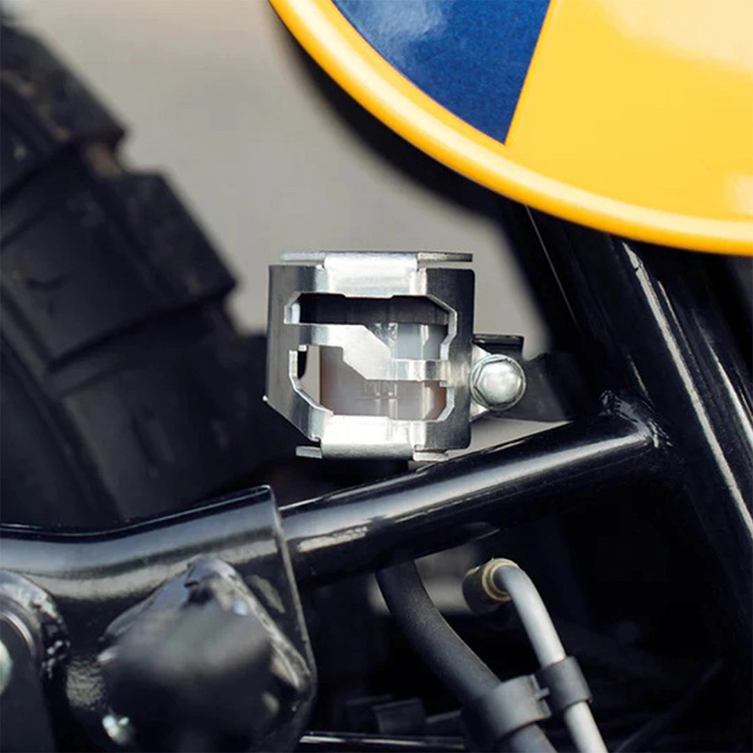Legundary RE Bear 650 Casque Rear Oil Cap