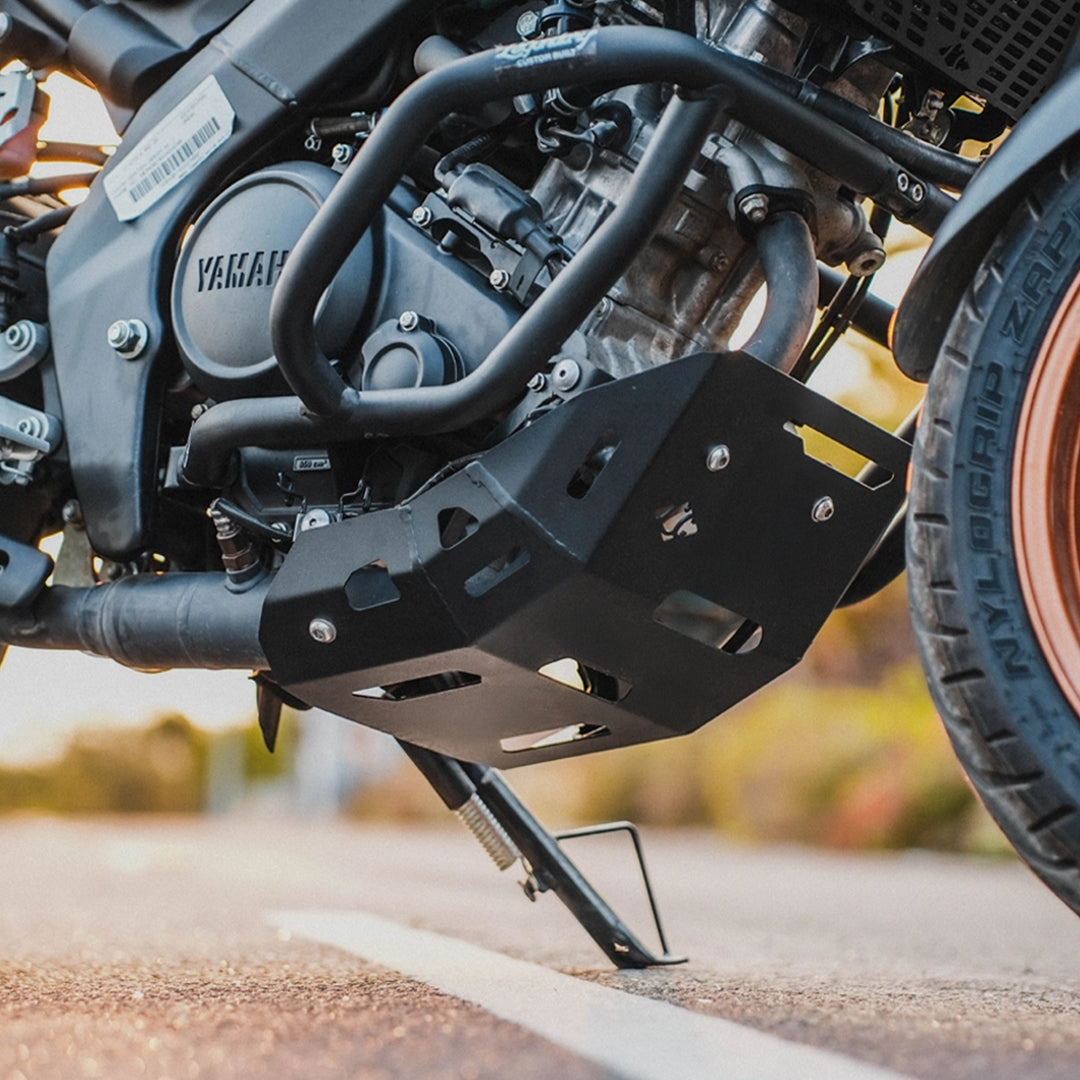 LEGUNDARY Yamaha XSR 155 Vambrace Bash Plate Black