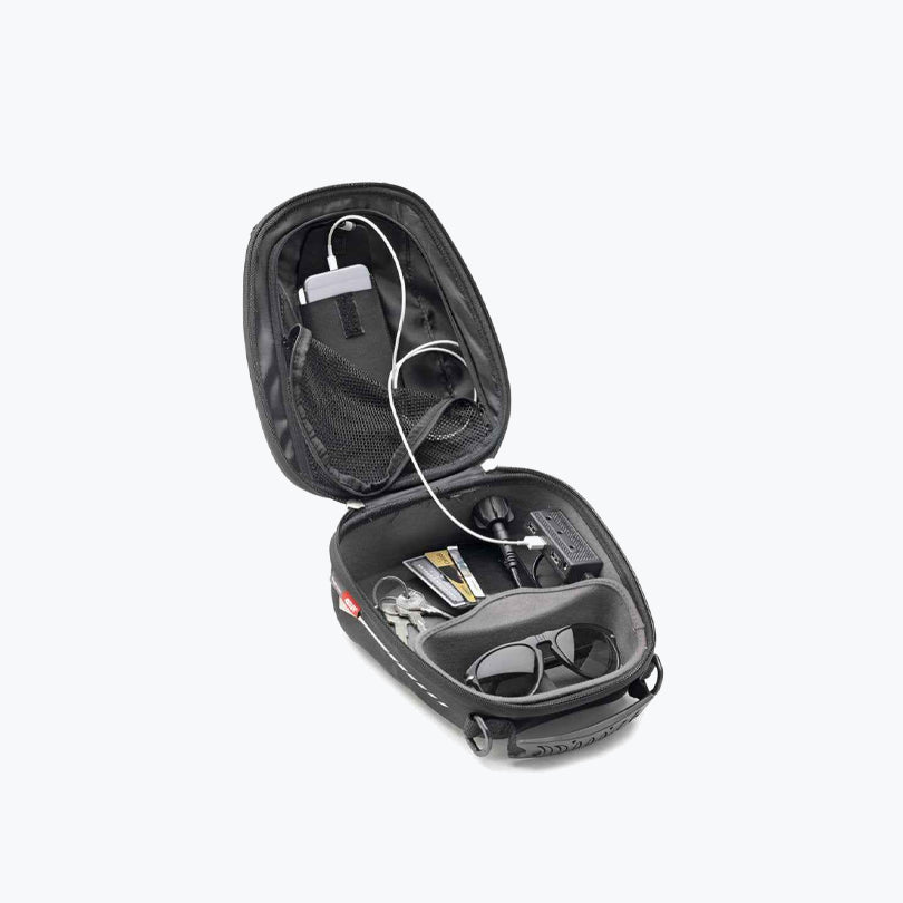 GIVI ST602B-18 Tanklock Tank Bag 4L