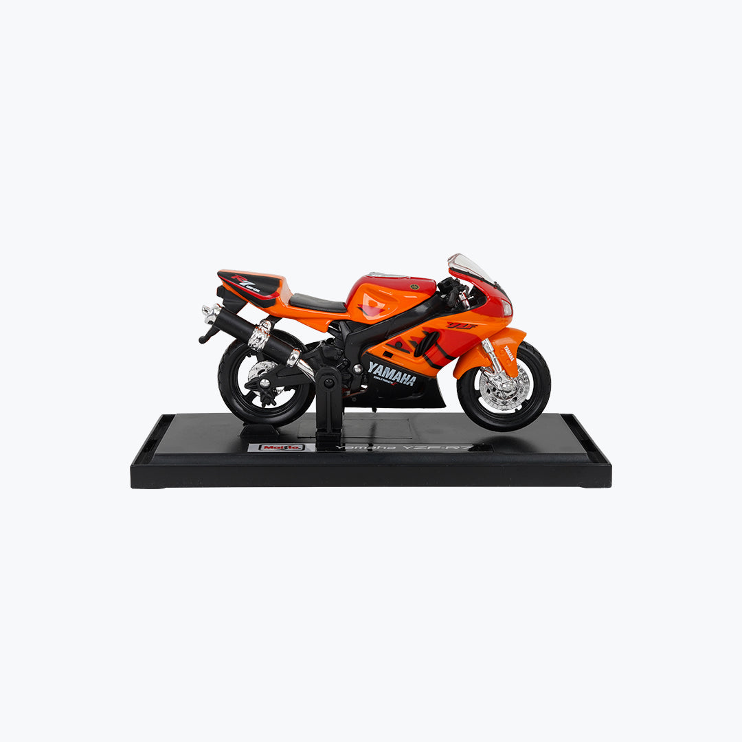Maisto Yamaha YZF-R7 Scale Model Bike 1:18
