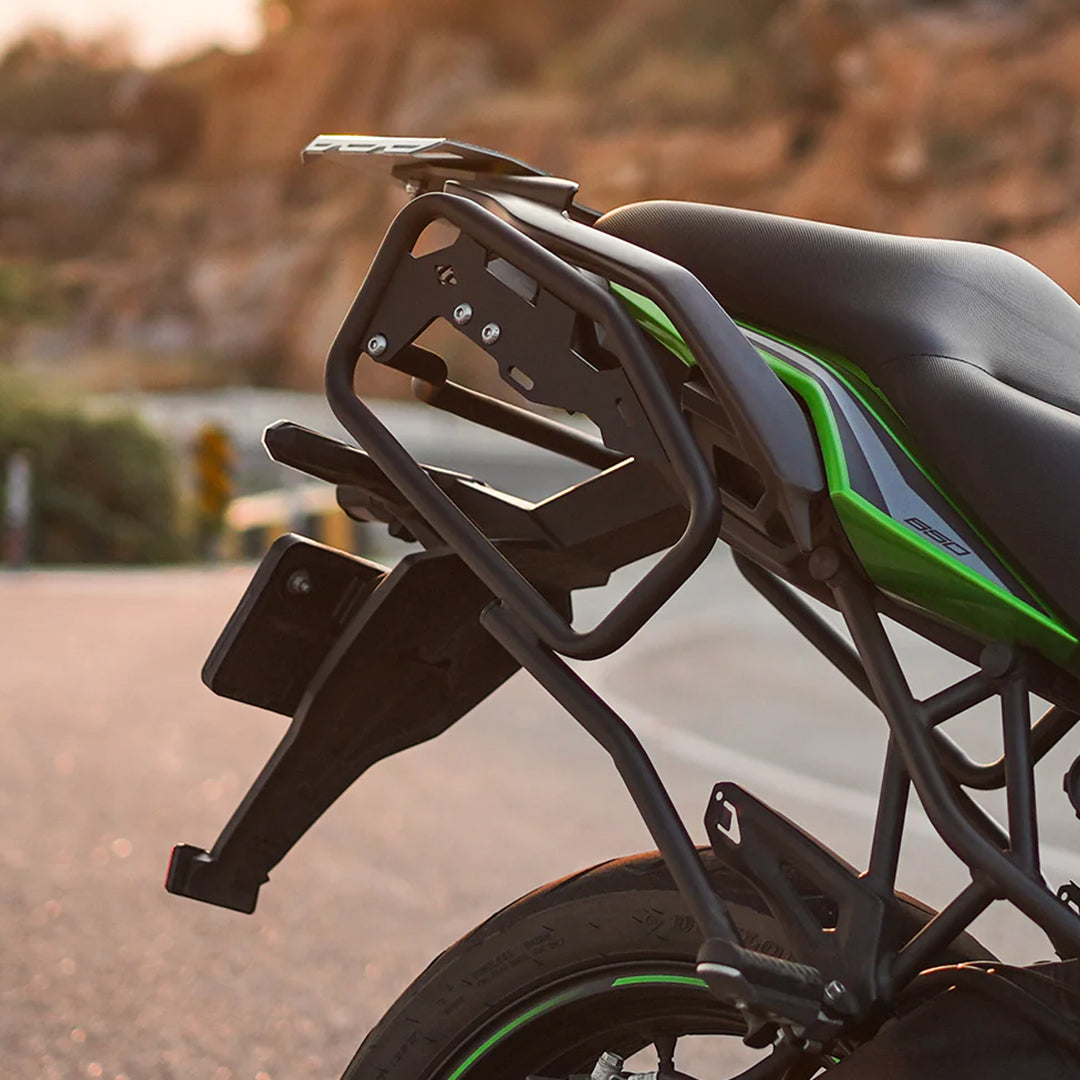Legundary Kawasaki Versys 650 Casus Saddle Stay