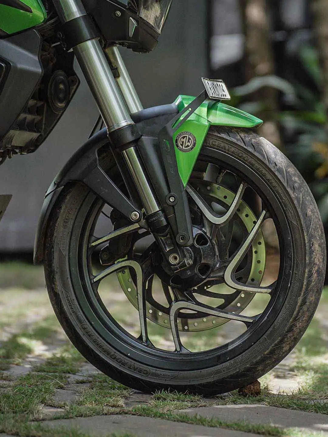 Legundary Dominar Brooch Number Plate Holder